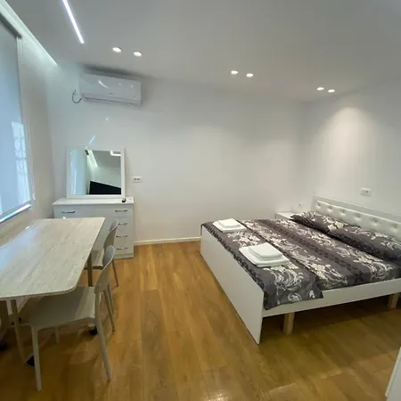 Urban Apartman *