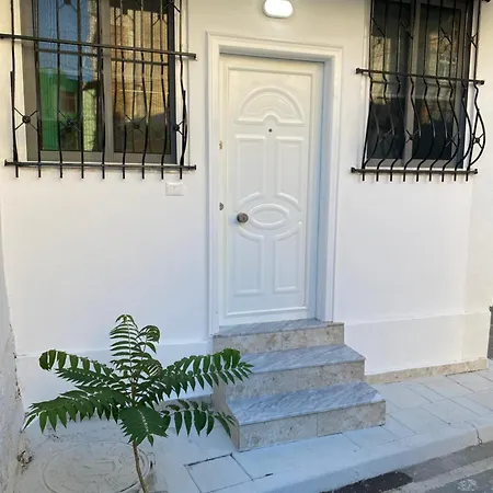 Urban Τίρανα